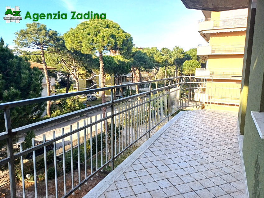 30 3-terrazzo-v2b 30 3-terrazzo-v2b
